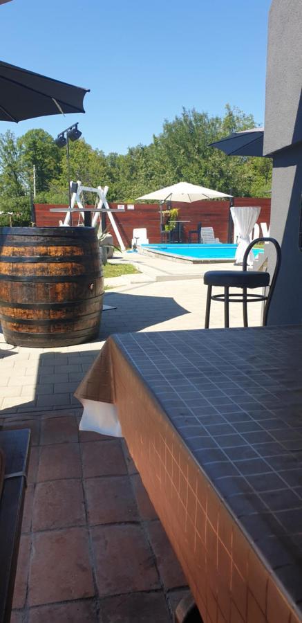 Kuca Za Odmor Mladen I Martina Villa Slavonski Brod Exterior photo